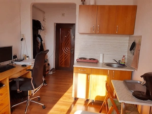 Dau in chirie garsoniera zona depou CFR Cluj Napoca 200 eur