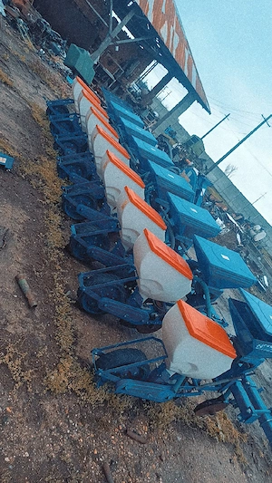 Semanatoare grau   porumb  - imagine 4