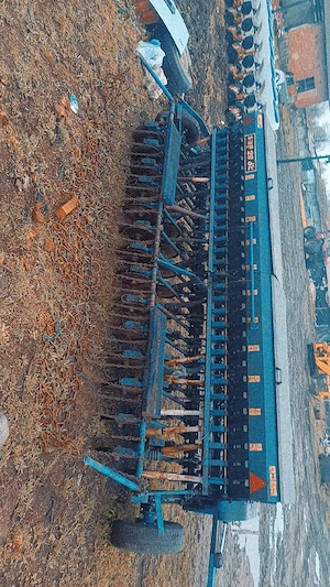 Semanatoare grau   porumb  - imagine 3