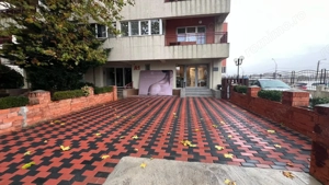 Spațiu comercial de vânzare – 247 mp utili, împărțiți în 2 unități