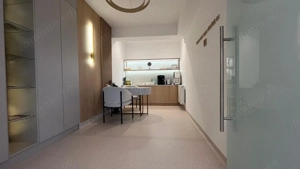 Spațiu comercial de vânzare – 247 mp utili, împărțiți în 2 unități - imagine 10