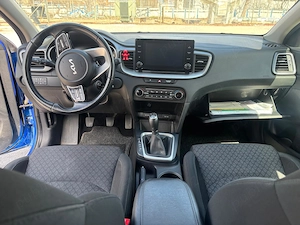 Kia Ceed Generatia 3 facelift - imagine 4