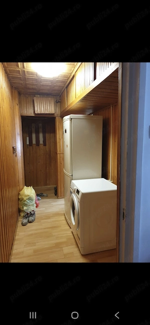 Închiriez apartament cu 3 camere mobilat zona dacia 