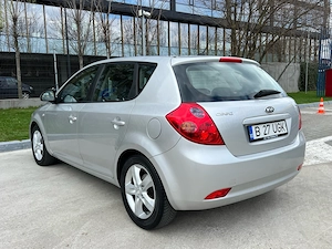 Kia Ceed Automata 1.6crdi 2008 - imagine 3
