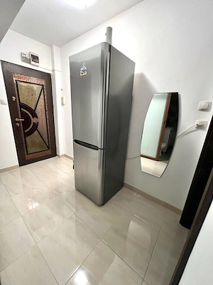 Apartament 2 camere, semidecomandat, zona Dacia, etaj 3 4, renovat, mobilat și utilat - imagine 7