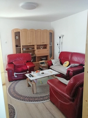 Vind casa cu doua apartamente cu intrare separata.  - imagine 6