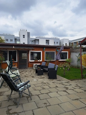 Vind casa cu doua apartamente cu intrare separata.  - imagine 7