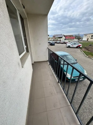 Apartament 2 camere, 48 mp, zona Hotvon - imagine 11