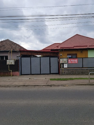Vind casa cu doua apartamente cu intrare separata.  - imagine 9