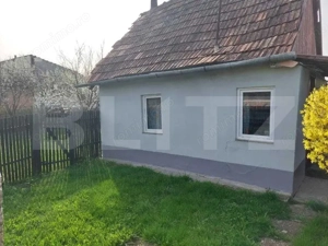 Proprietate cu casa renovabila si anexe, teren 8291 mp, în Iclod - imagine 4