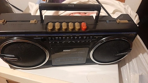 Radiocasetofon bombox vintage  japan 