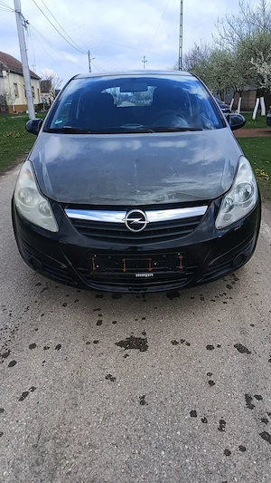 Opel Corsa D 2009 1.2benzina - imagine 2