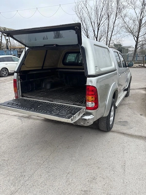 Toyota Hilux 4x4 D-4D  - imagine 5