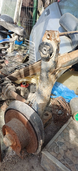 Dezmenbrez Audi A4 - imagine 3