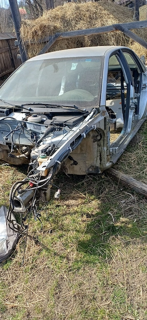 Dezmenbrez Audi A4 - imagine 4