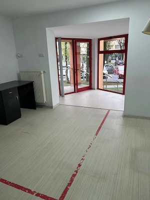 Dau în chirie spațiu pe bd. R. Mihai (fost bd. București, în Baia Mare): - imagine 6