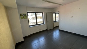 Spatiu Comercial de vanzare | Zona Centrala  | Vad excelent - imagine 8