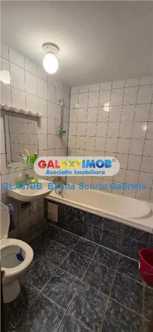 Vanzare apartament 3 camere,etaj 1, 1984, Zona Titan - imagine 6