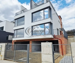 Duplex premium cu rooftop panoramic, in Voronet - imagine 2