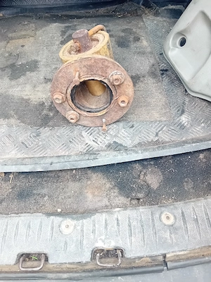 Vând  cana de bronz pentru desfăcător la cazan : nr de telefon  