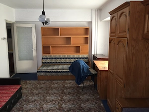 Vând apartament 2 camere Piata Marasti