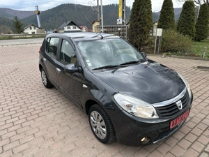 Dacia Sandero 1.5 DCI Laureate - imagine 11