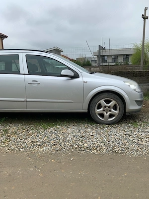 Opel Astra 1.6 116000 km 2007 - imagine 4