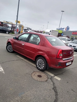 vând Dacia Logan motor de 1 4 benzina gpl acte valabile an 2010 - imagine 3