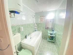 Vand apartament 3 camere Rahova