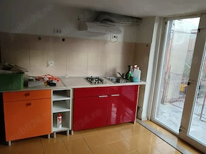 Inchiriez apartament 2 camere zona PIATA CRUCII - imagine 4