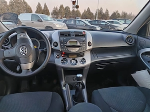 vand toyota rav 4  4x4  - imagine 7