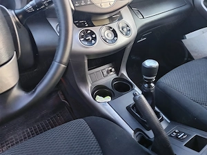 vand toyota rav 4  4x4  - imagine 6