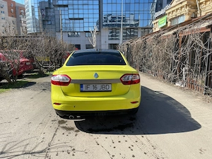 Dezmembrez renault fluence