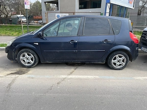 Dezmembrez renault scenic