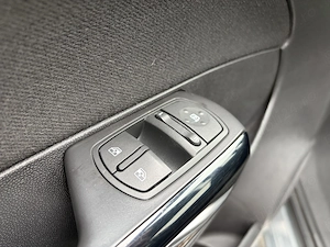 Opel Corsa 1.3 CDTI - imagine 12