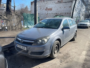 Dezmembrez opel astra h - imagine 5