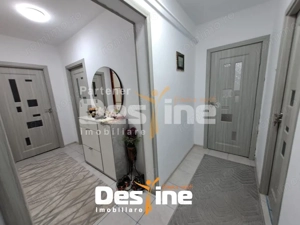 MIRCEA CEL BATRAN, Apartament 2 camere, decomandat, 109.900 Euro