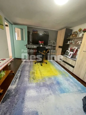 Casă cu 3 camere, garaj și curte spațioasă – zona Giulești  - imagine 1