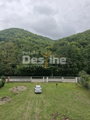 Casă frumoasă - zonă liniștită - imagine 2