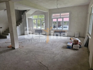 Casă frumoasă - zonă liniștită - imagine 8