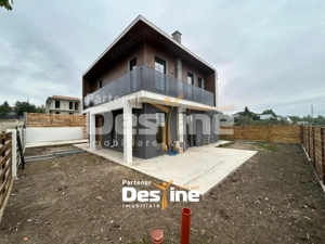 Casa individuala 120mp Teren 360mp Loc parcare terasa si curte generoasa Rediu