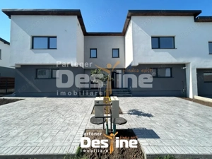 Casă Duplex 113mp 2 locuri de parcare si curte drum asfaltat Intabulata - imagine 2