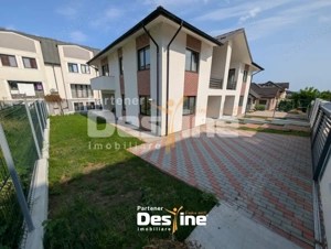 Duplex pe Șos. Voinesti cu 4 camere de 150 mpu, curte pavata, placa beton pod