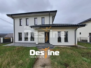CIURBESTI- CASA INDIVIDUALA 121 MP + TEREN 500 MP, 175.000 euro