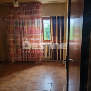 APARTAMENT DE VANZARE CU 3 CAMERE  - imagine 6