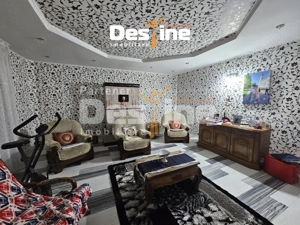 Casa cu etaj si mansarda, 7.200 mp teren, in comuna Probota 