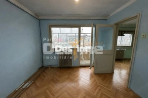Bulevardul Primăverii - Apartament 2 camere, 49mp, etaj 4/4, instalații refăcute