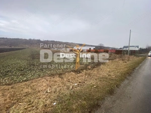 Teren de vanzare Girov 24.500 Euro 3200MP