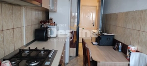 Apartament cu 1 camera ,decomandat , mobilat si renovat recent - imagine 5