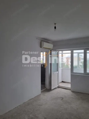 APARTAMENT DE VANZARE CU 3 CAMERE